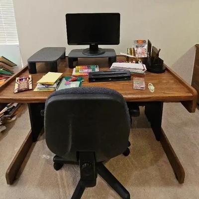 Office Chair And Desk