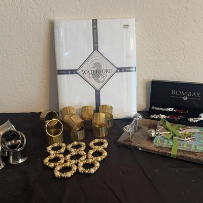 Waterford Tablecloth And Napkin Rings