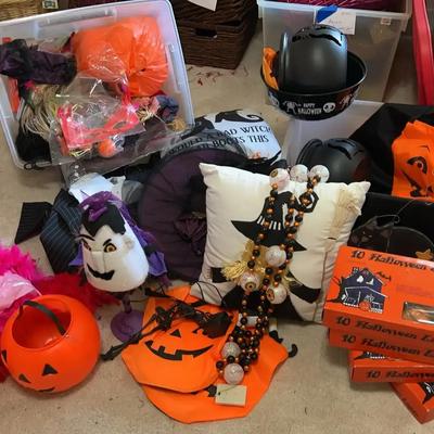 Holloween (upstairs)
