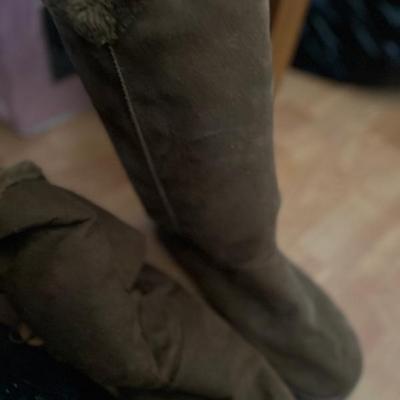 Sale Photo Thumbnail #140