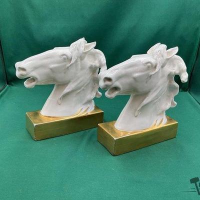 781 • vintage style horse head bookends