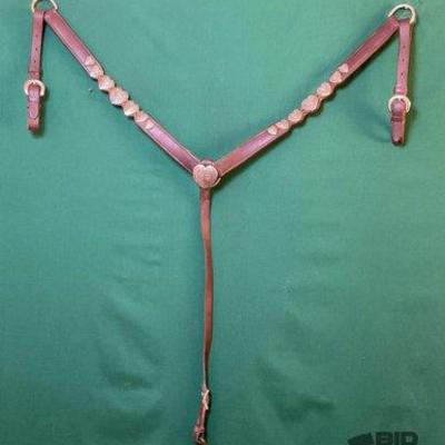 634 • western style silver heart breast collar