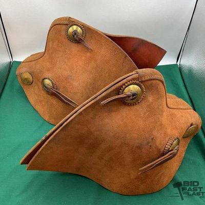 102 • vintage rough out leather tapaderos