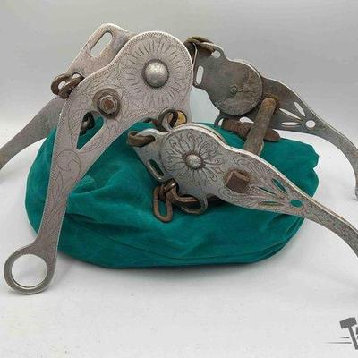 372 • 2 vintage mechanical hackamore bits 1 crockett, 1 result's