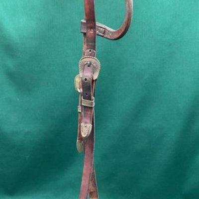 522 • vintage leather one ear head stall