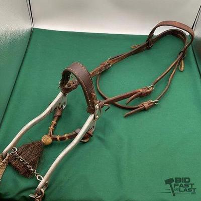 476 • western style bridle with sliester hackamore