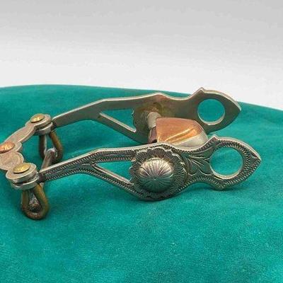 143 • santa barbara style show bit belt buckle