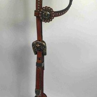 Sale Photo Thumbnail #317: 516 • cowperson tack one ear head stall with engraved silver plate