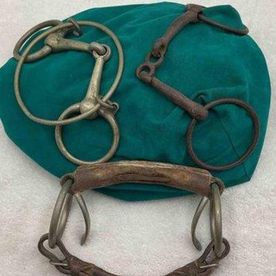 377 • 3 vintage bits