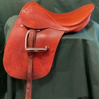 Sale Photo Thumbnail #39: 118 • stubben "tristan" english saddle