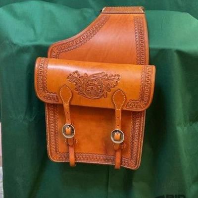 397 • vic bennett saddle bags
