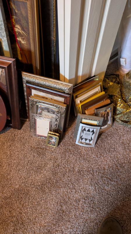 Sale Photo Thumbnail #313