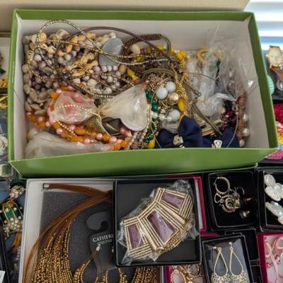 Sale Photo Thumbnail #9