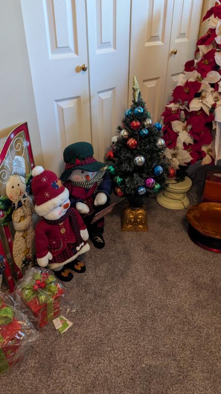 Sale Photo Thumbnail #319