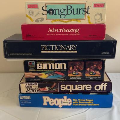 Song Burst Lyric Game | Adverteasing | Pictionary | Simon | Square Off | People Weekly Trivia Game