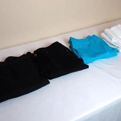 Sale Photo Thumbnail #129