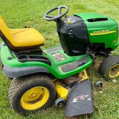 John Deere L130 Automatic Tractor with 515 hours 