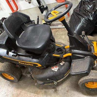Poulan Pro Riding Lawn Mower