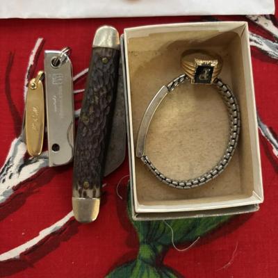 Sale Photo Thumbnail #3