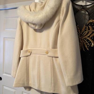 Sale Photo Thumbnail #242