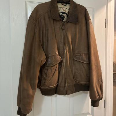 Sale Photo Thumbnail #275