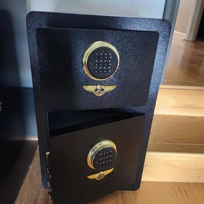 Sale Photo Thumbnail #140