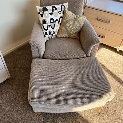 Sale Photo Thumbnail #106