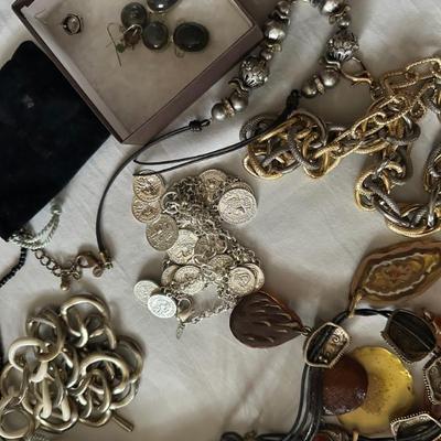 Sale Photo Thumbnail #6