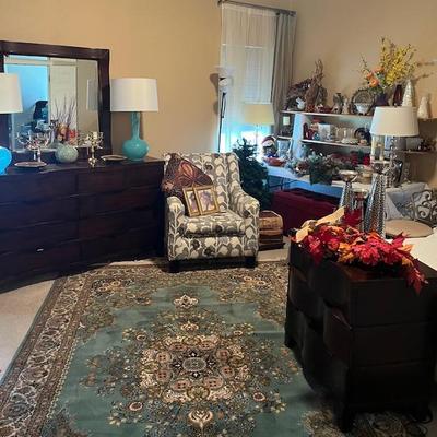 Sale Photo Thumbnail #46