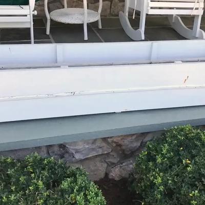 Long Planter Box With Raised Rack Left Side