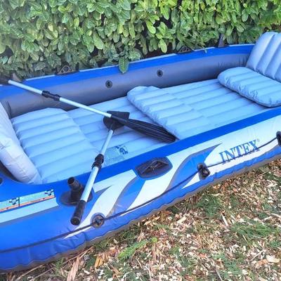 Excursion 5 Person Inflatable Boat