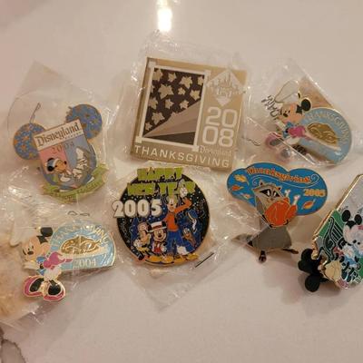 Disney Thanksgiving, Holiday, New Years Pins