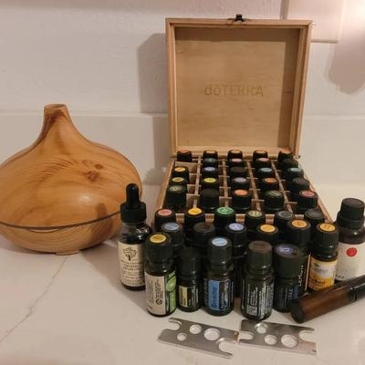 Doterra Essential Oils In Wood Box With Diffuser