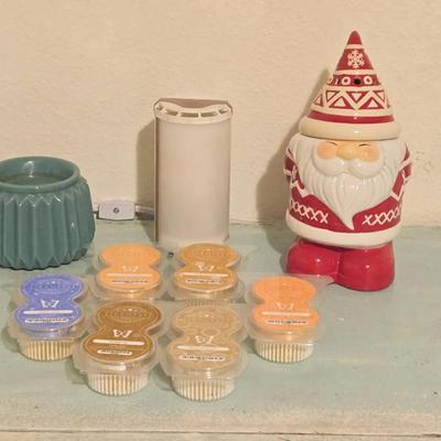 Scentsy Wax Warmers, Scents Go!, & Variety of Scentsy Pods