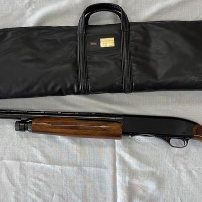 Winchester Model 1200 12GA Modified Choke 28" Vent Rib Barrel with Padded Soft Case