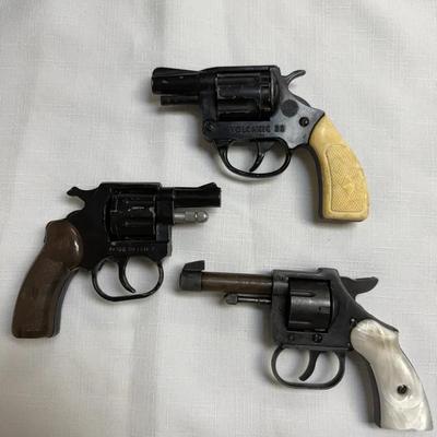 2 Blank Revolvers, .22Cal Short Revolver