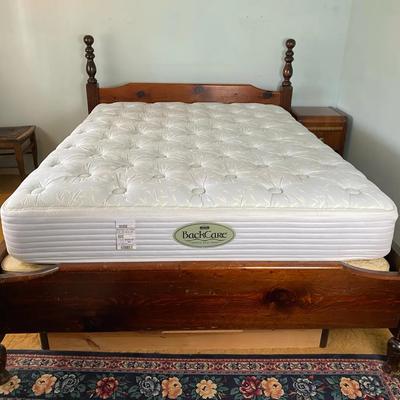 Queen Bed w/Slumber Time Back Care Mattress Set