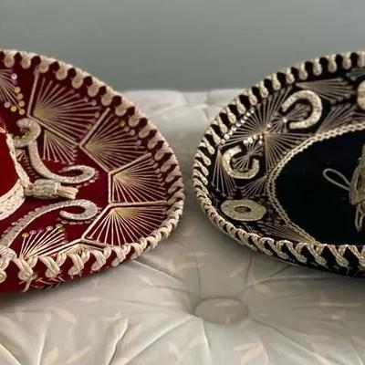 Mariachi / Charro Sombreros – Velvet & Silver Embroidery (Pair)
