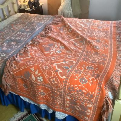Reversible Woven Coverlet – Rust and Blue Floral Pattern