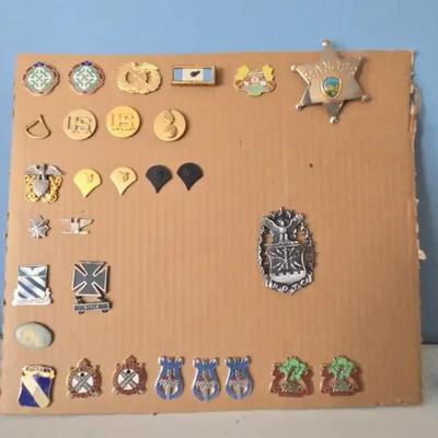 Collection of Vintage U.S. Military Pins, Badges & Insignia