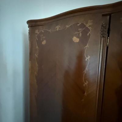 Sale Photo Thumbnail #274