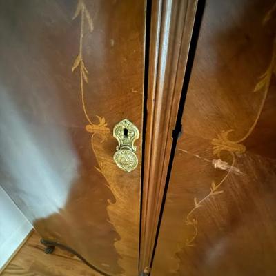 Sale Photo Thumbnail #273