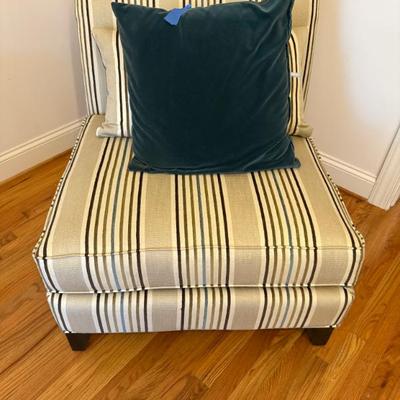 Sale Photo Thumbnail #263