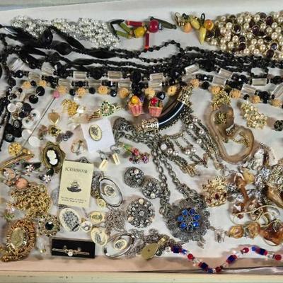 Sale Photo Thumbnail #362