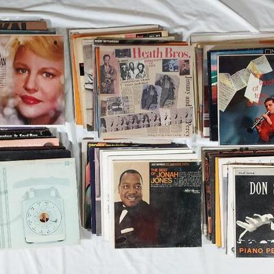 Sale Photo Thumbnail #170