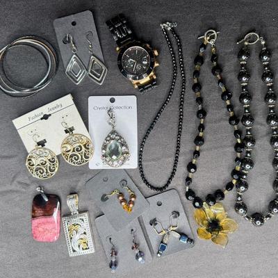 Sale Photo Thumbnail #50