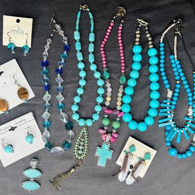 Sale Photo Thumbnail #47