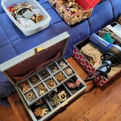 Sale Photo Thumbnail #138