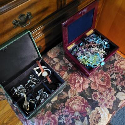 Sale Photo Thumbnail #129