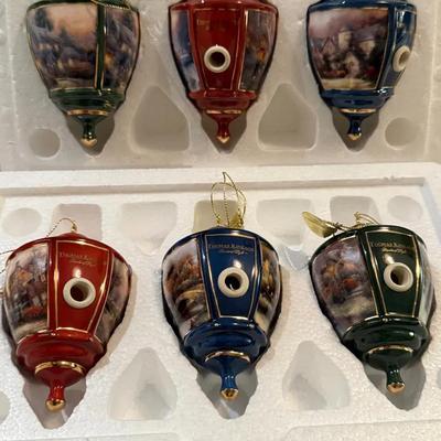 Thomas Kinkades Lamplight Traditions 